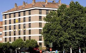 Hotel Puerta Toledo Madrid